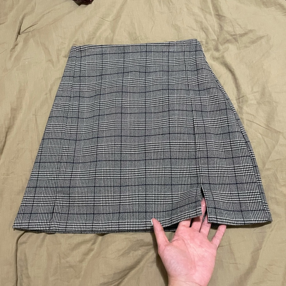 Brandy Melville plaid skirt